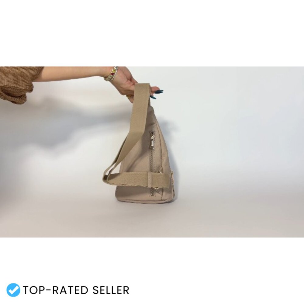 Compact Triangle Sling Bag Lightweight Adjustable… - image 7